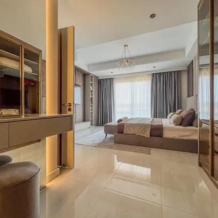 Luxury In 5 Star Apartment