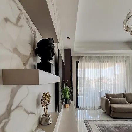 Luxury In 5 Star 阿拉尼亚